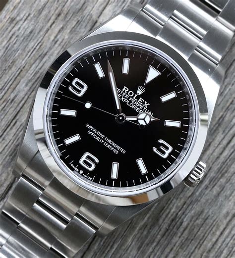 rolex met zwart stalenband|Rolex Explorer 36.